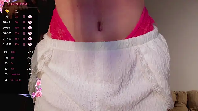 Lili Roze  online show from February 18, 2025, 9:31 pm