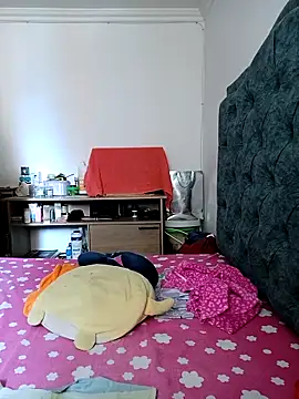 KimPielCanela online show from March 21, 2025, 6:07 pm