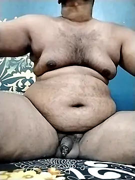 naughtykarthiktamilboy975 online show from February 19, 2026, 6:26 pm