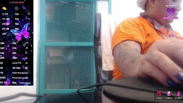 Gabycutee online show from October 9, 2025, 8:40 pm