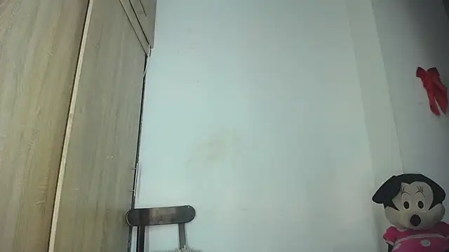 Snapshot of bloom444 chatting on February 4, 2025, 10:13 pm bloom444 online show from February 4, 2025, 10:13 pm