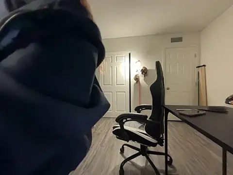 foxy ana13 online show from November 13, 2025, 4:55 am