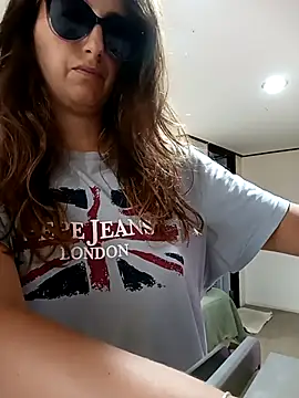 Alexvit2616 online show from March 2, 2025, 2:51 am