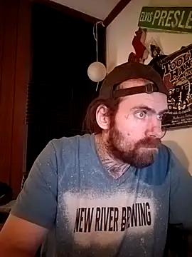 Snapshot of RobStrokes215 chatting on December 23, 2024, 4:06 pm RobStrokes215 online show from December 23, 2024, 4:06 pm