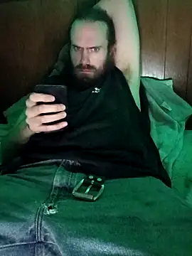 Snapshot of RobStrokes215 chatting on November 30, 2025, 4:33 pm RobStrokes215 online show from November 30, 2025, 4:33 pm