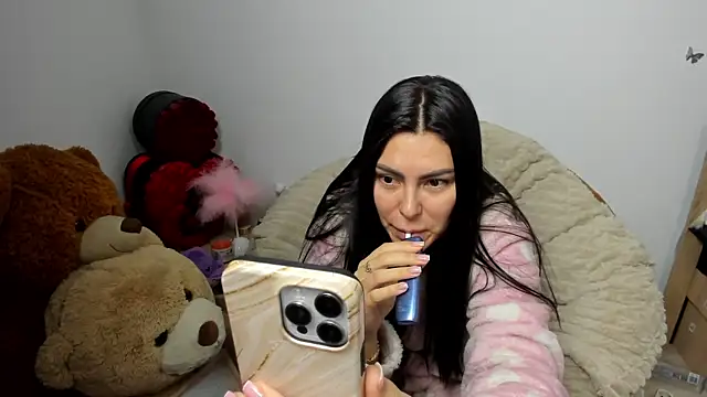 Snapshot of kilenyapatrice chatting on February 22, 2026, 12:47 pm kilenyapatrice online show from February 22, 2026, 12:47 pm