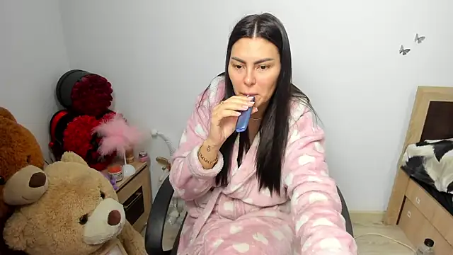 Snapshot of kilenyapatrice chatting on February 26, 2026, 12:59 pm kilenyapatrice online show from February 26, 2026, 12:59 pm