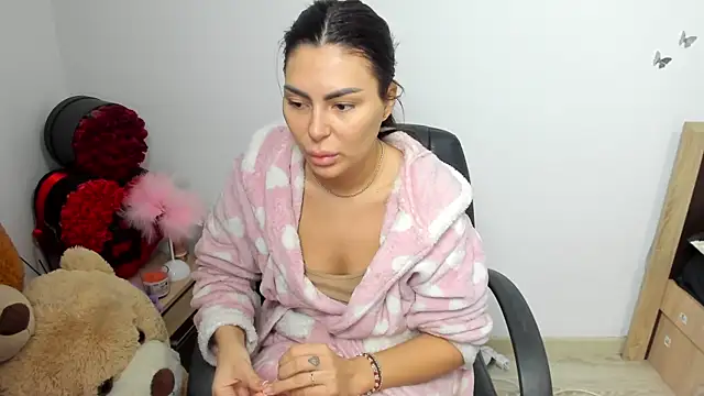 kilenyapatrice online show from March 10, 2026, 12:21 pm