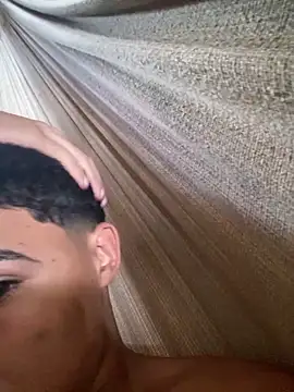 Snapshot of jnsubimisso chatting on March 1, 2025, 2:23 pm jnsubimisso online show from March 1, 2025, 2:23 pm