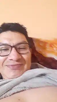 gioarcangel online show from February 17, 2025, 3:47 am