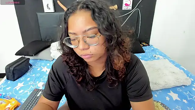 im angels77 online show from January 27, 2025, 10:38 pm