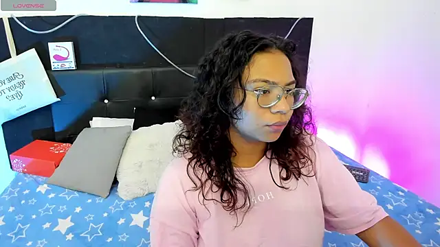 im angels77 online show from February 13, 2025, 4:00 am