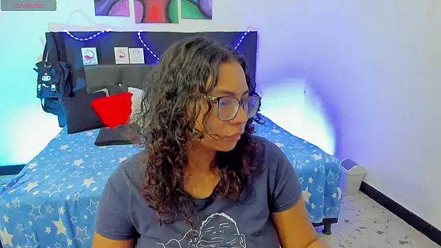 im angels77 online show from March 4, 2025, 2:27 am