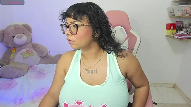 im angels77 online show from September 11, 2025, 6:57 am