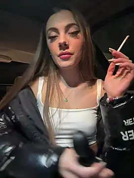 Snapshot of FrancescaNappi chatting on February 24, 2025, 9:41 pm FrancescaNappi online show from February 24, 2025, 9:41 pm