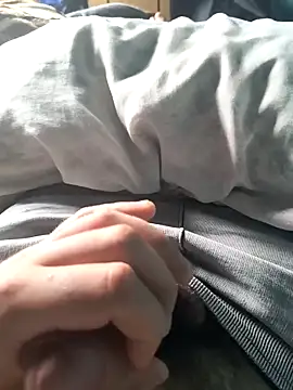 paudeliciosoo online show from November 3, 2025, 3:35 pm