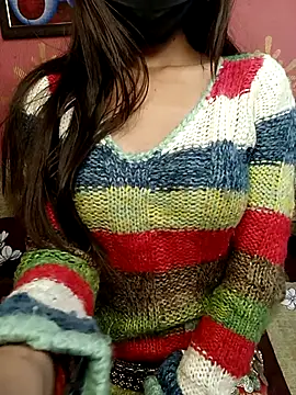 poojaji690 online show from November 30, 2025, 6:39 am