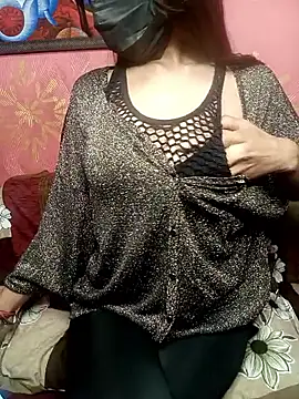 poojaji690 online show from December 20, 2025, 6:42 am