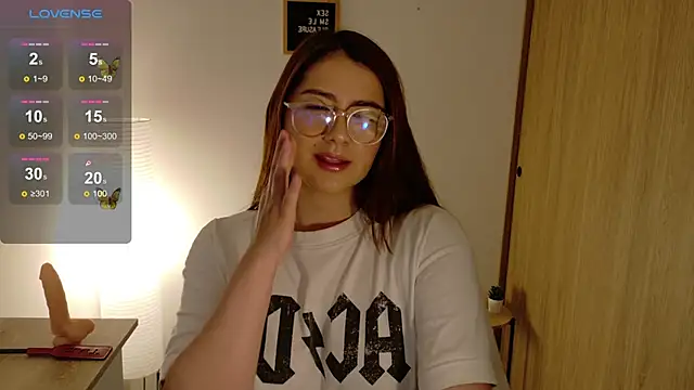 Rachel t  online show from October 1, 2025, 10:27 pm