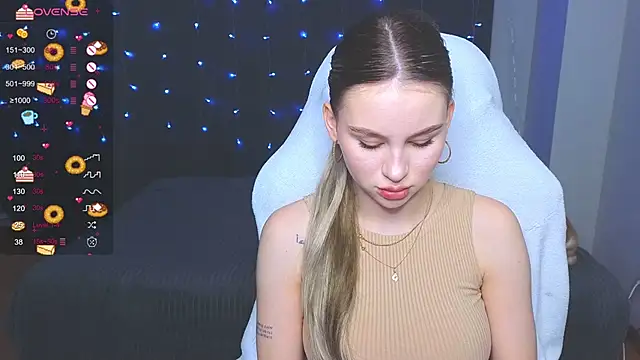 Snapshot of doll_barbieee chatting on February 7, 2026, 6:44 pm doll barbieee online show from February 7, 2026, 6:44 pm