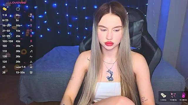 Snapshot of doll_barbieee chatting on February 11, 2026, 11:10 pm doll barbieee online show from February 11, 2026, 11:10 pm