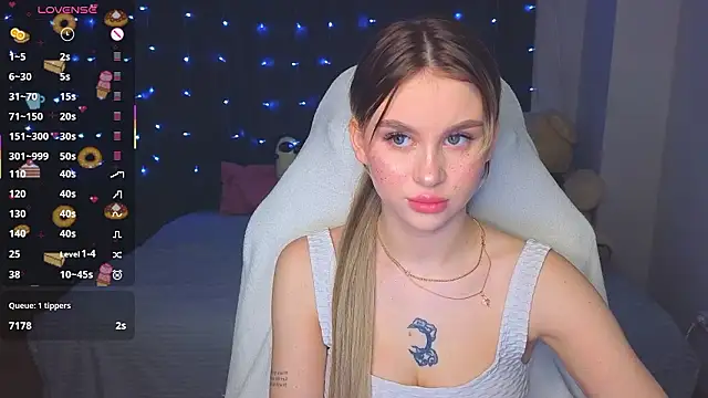 Snapshot of doll_barbieee chatting on March 4, 2026, 5:08 pm doll barbieee online show from March 4, 2026, 5:08 pm