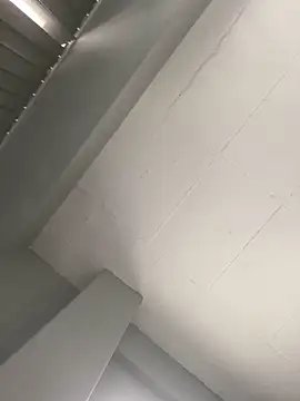 Curveysinaa online show from April 15, 2026, 5:47 am