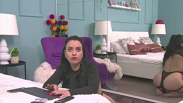 ElyzaIbarra online show from March 10, 2025, 5:39 pm