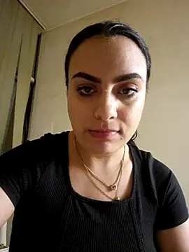 ElyzaIbarra online show from March 15, 2025, 7:05 pm