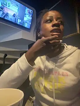 BrianaBrownn online show from October 4, 2025, 11:19 am