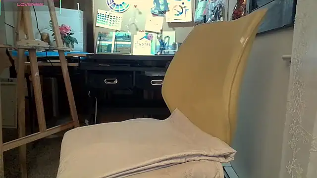 naughtyonbicycle online show from July 6, 2026, 1:30 pm