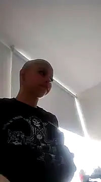 Bitsy Messy online show from December 15, 2024, 2:27 pm