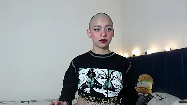 Bitsy Messy online show from December 19, 2024, 4:45 am