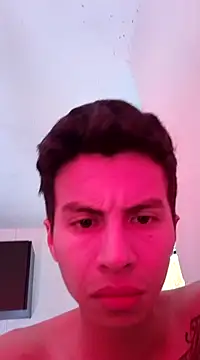 Velk hot online show from December 15, 2024, 2:37 pm