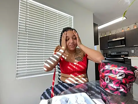 Snapshot of GoddessNih chatting on February 9, 2025, 6:58 pm GoddessNih online show from February 9, 2025, 6:58 pm