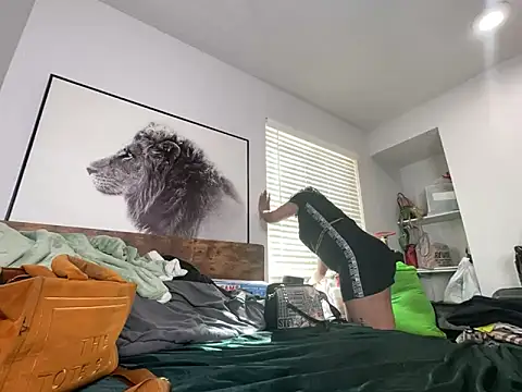 Snapshot of GoddessNih chatting on March 20, 2025, 9:13 pm GoddessNih online show from March 20, 2025, 9:13 pm