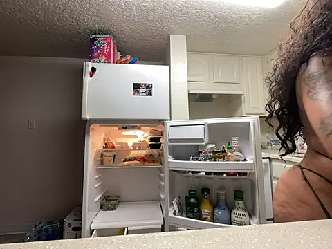 Snapshot of GoddessNih chatting on November 11, 2025, 10:54 pm GoddessNih online show from November 11, 2025, 10:54 pm