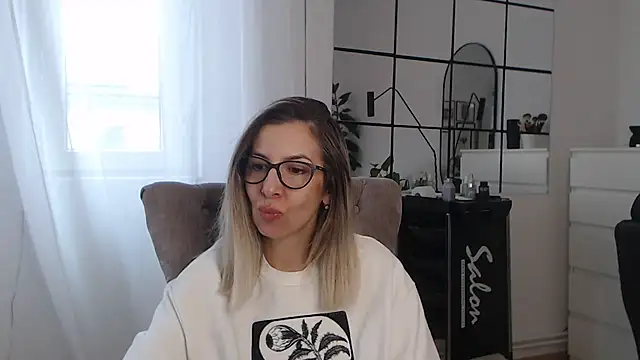 SukyGirl online show from January 25, 2025, 8:31 am