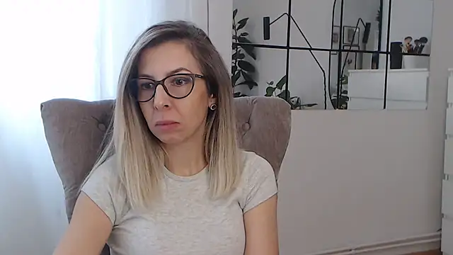 SukyGirl online show from January 27, 2025, 7:35 am