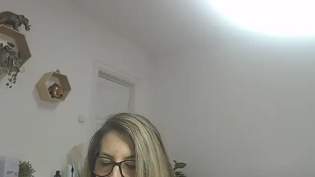 SukyGirl online show from February 18, 2025, 12:06 pm