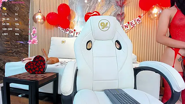 ella harper online show from February 15, 2025, 2:26 am