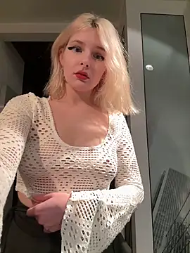 XMelissaX online show from November 27, 2025, 8:22 pm