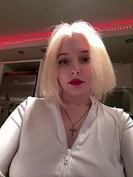 XMelissaX online show from April 17, 2026, 11:19 pm