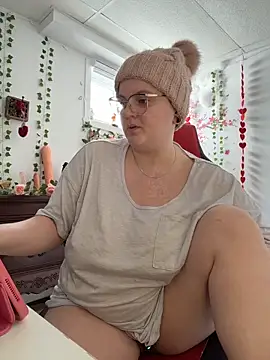 Sweetleeahxx online show from March 15, 2026, 5:52 pm