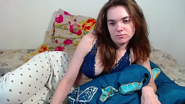 Snapshot of SallyMkn chatting on May 3, 2026, 4:02 pm SallyMkn online show from May 3, 2026, 4:02 pm