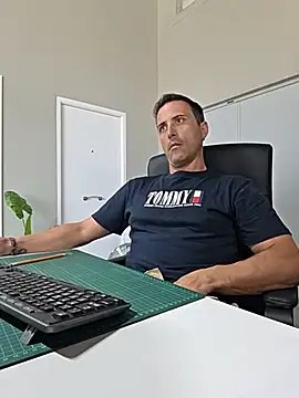 Lucas   81 online show from July 11, 2026, 10:51 am