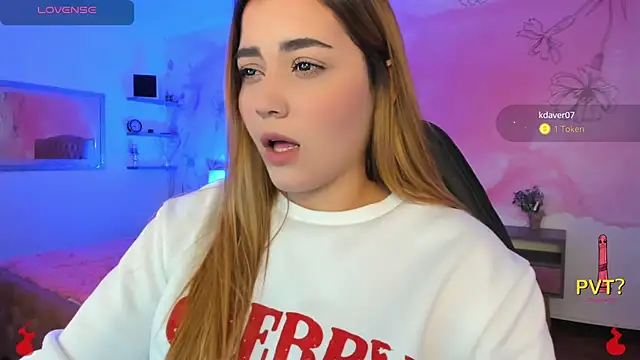 Lucia star   online show from February 19, 2025, 2:23 am