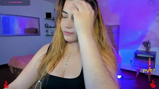 Lucia star   online show from February 25, 2025, 2:25 am