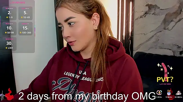 Lucia star   online show from September 16, 2025, 7:04 pm