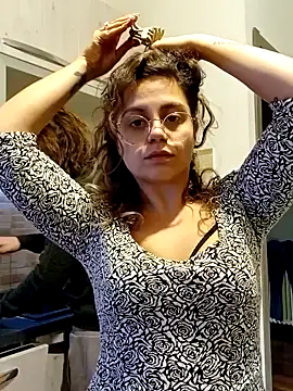 ItalianiMuli online show from December 13, 2024, 8:04 pm